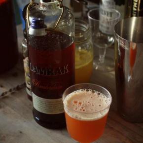 Thai Tea infused Bee’s&nbsp;Knees